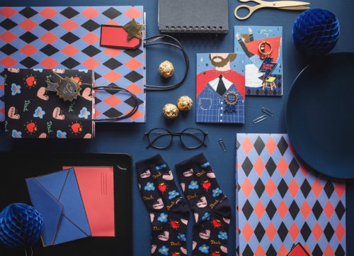 Üdvözlőlap „Super Dad” kitűzővel 