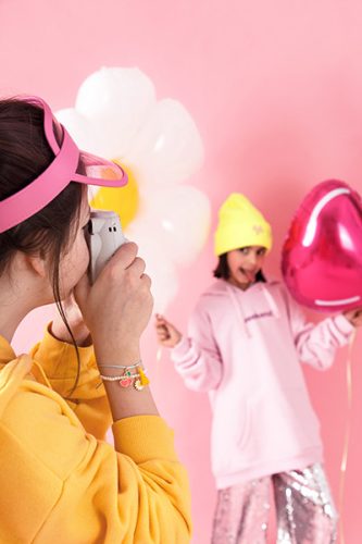 Üdvözlőlap karkötőkkel „Have a Nice Day!”