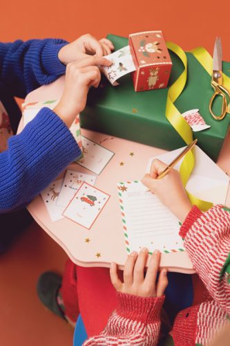 Karácsonyi matrica készlet – vegyes minták (1 csomag)