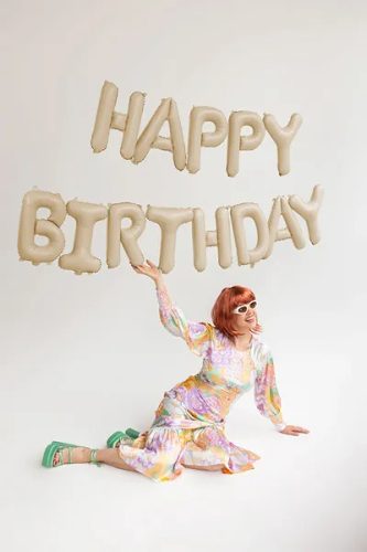 Fólia lufi Happy Birthday felirat bézs (340x35 cm)