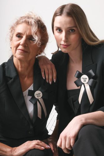 Rozetta 18. születésnapra - krém-fekete