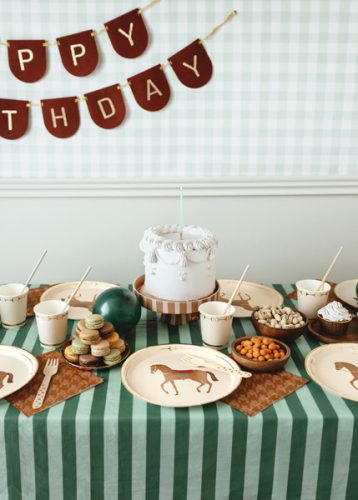 Papírtányérok – Ló mintával (6 db)