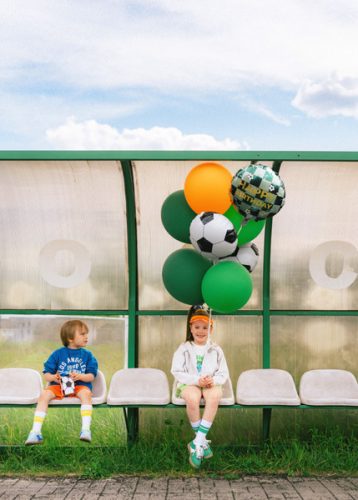 Sportos „Happy Birthday” Fólia Lufi – focilabdás mintával, 35×35 cm