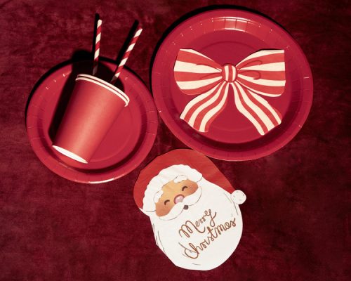 Mikulás forma, arany „Merry Christmas” felirattal (12 db)