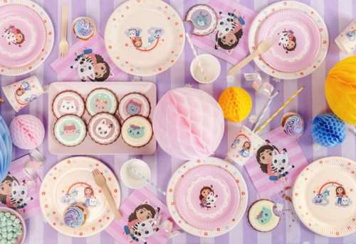 Gabi Babaháza (Gabby’s Dollhouse) papírtányér, 23 cm (6 db)