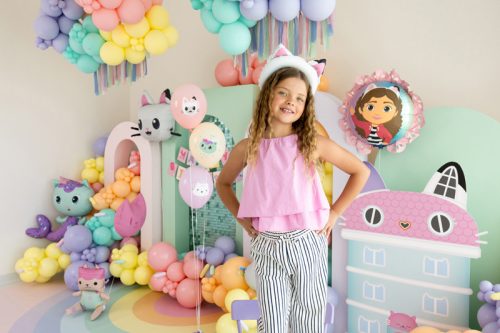 Gabi Babaháza (Gabby’s Dollhouse) rózsaszegélyes fólia lufi 52x52 cm (1 db)