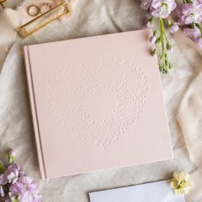 Esküvői vendégkönyvek és fotóalbumok